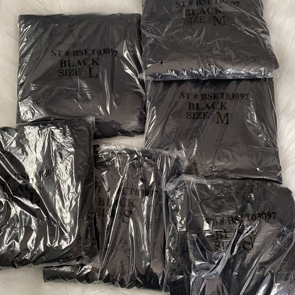 Black Long Sleeve Ribbed Cardigan Camisole Top & High Rise Short 3-Piece Set - Picture 5 of 8